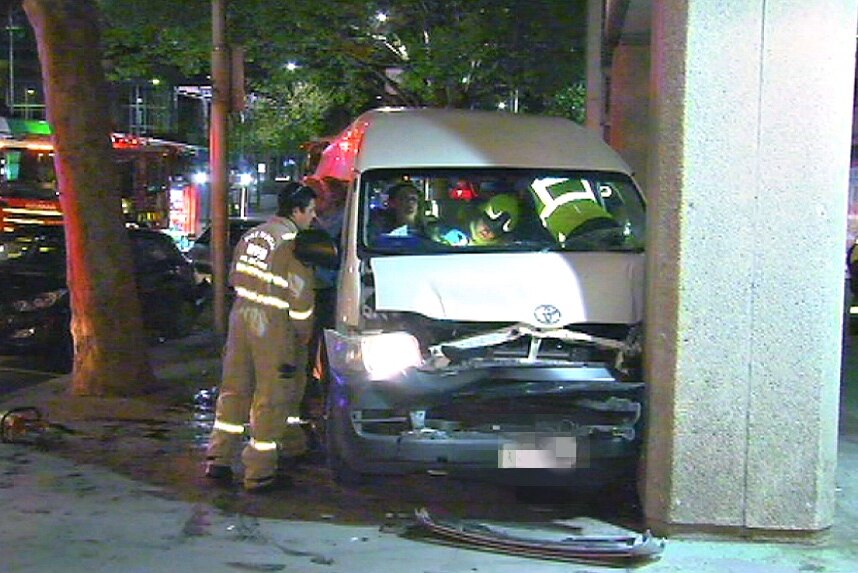 Mini-bus that collided with tram in Melbourne