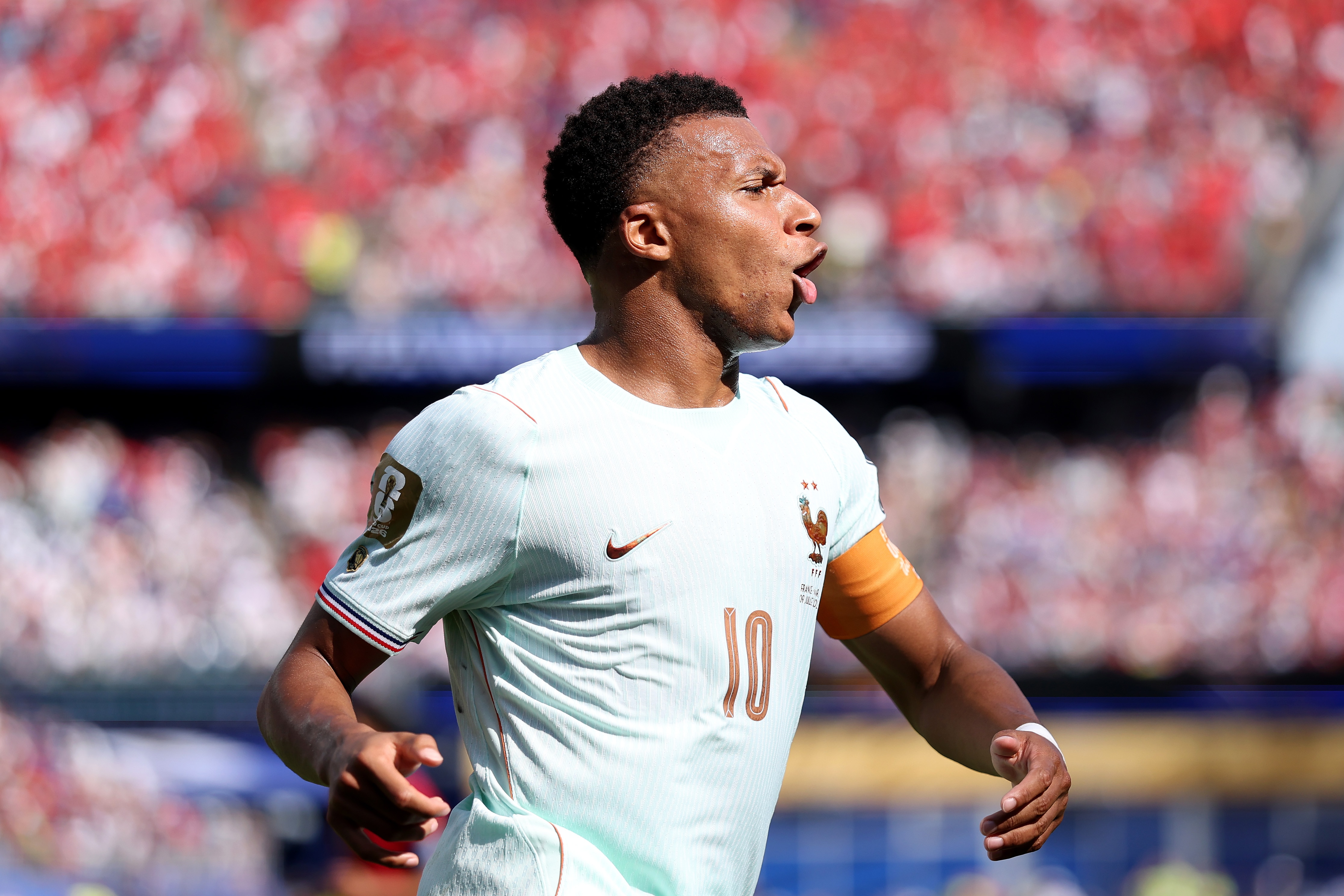 World Cup: Mbappe and France keep rolling PLUS Ange's Saudi deal