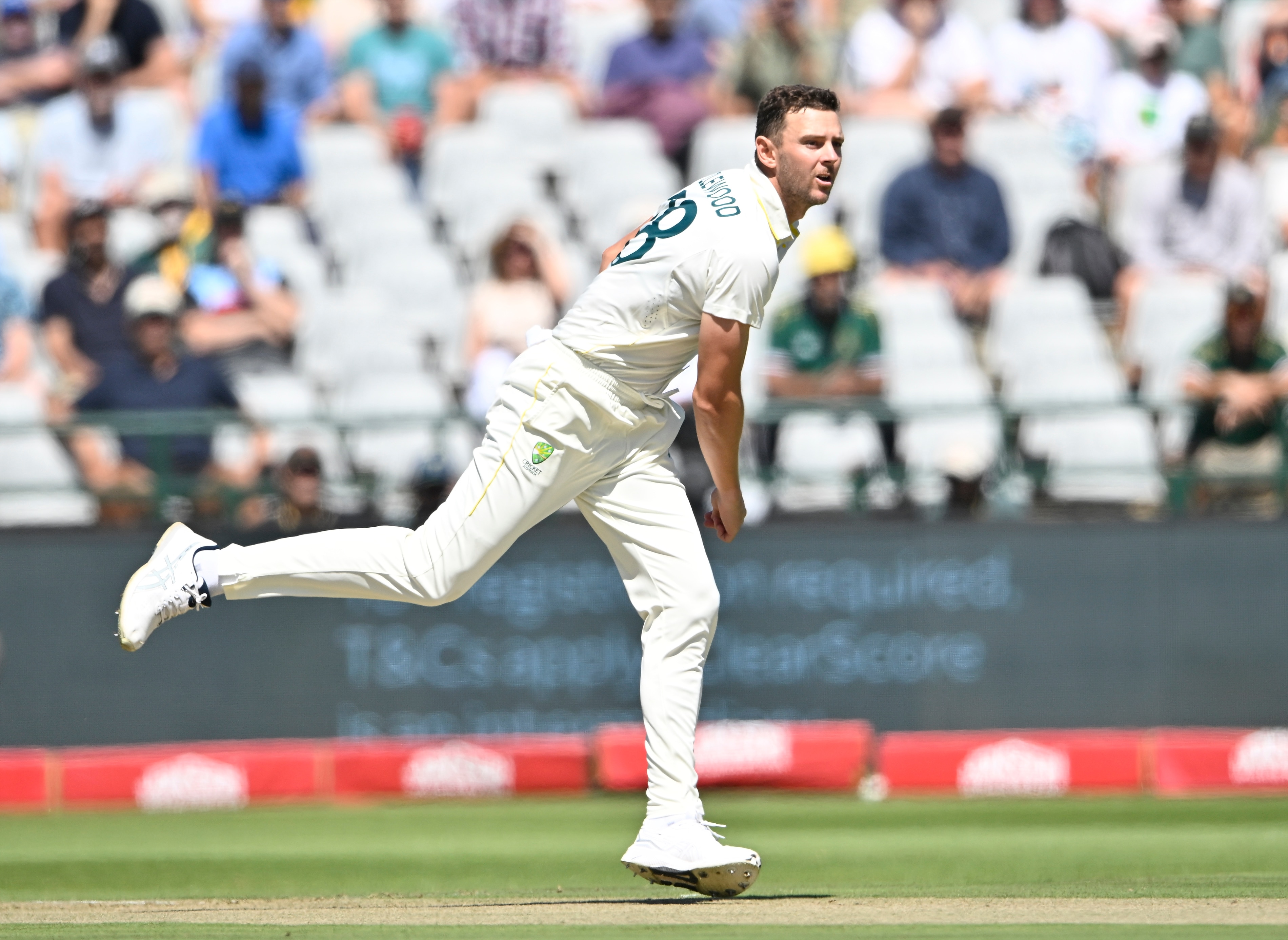 Live: Aussies bowling first against South Africa after Smith shock