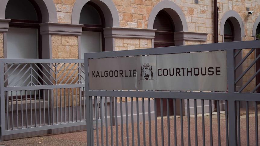 Entryway to the Kalgoorlie Courthouse building