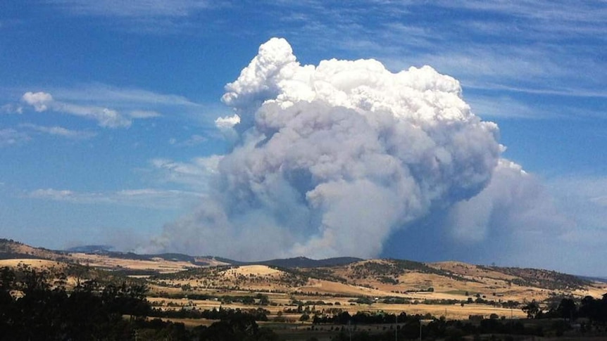 Bushfire outside Hobart