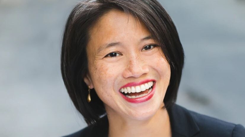 Head shot of Lisa Leong smiling.