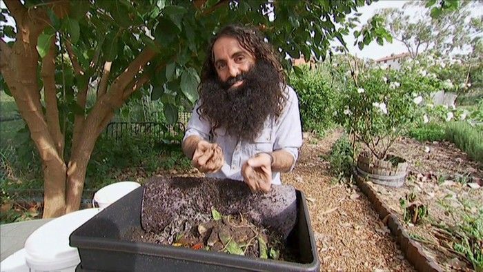 Keep Your Worms Working - Gardening Australia