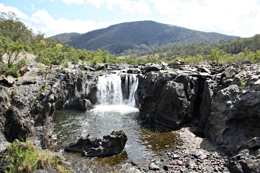 Rainbow Falls, The Gorge