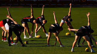 Bombers stretch at training 320-180