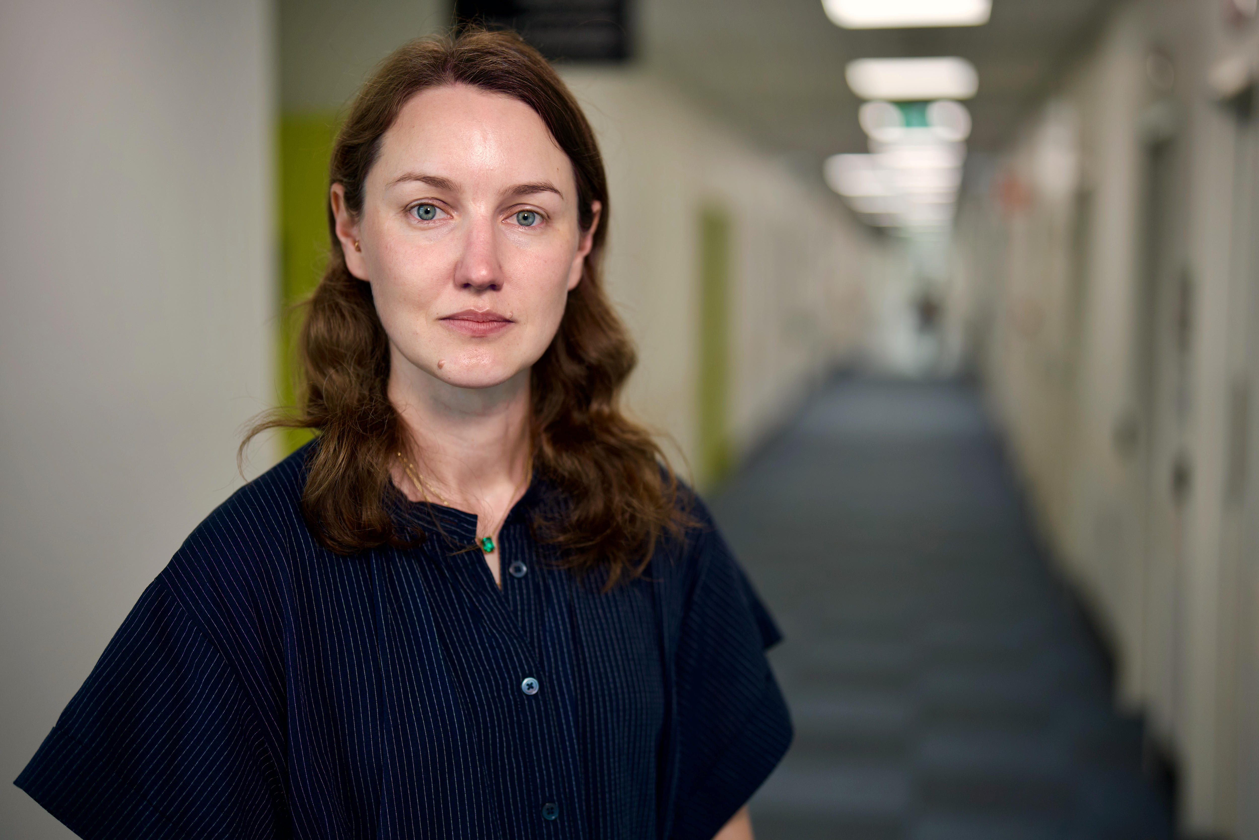 Dra. Rebekah joven 2