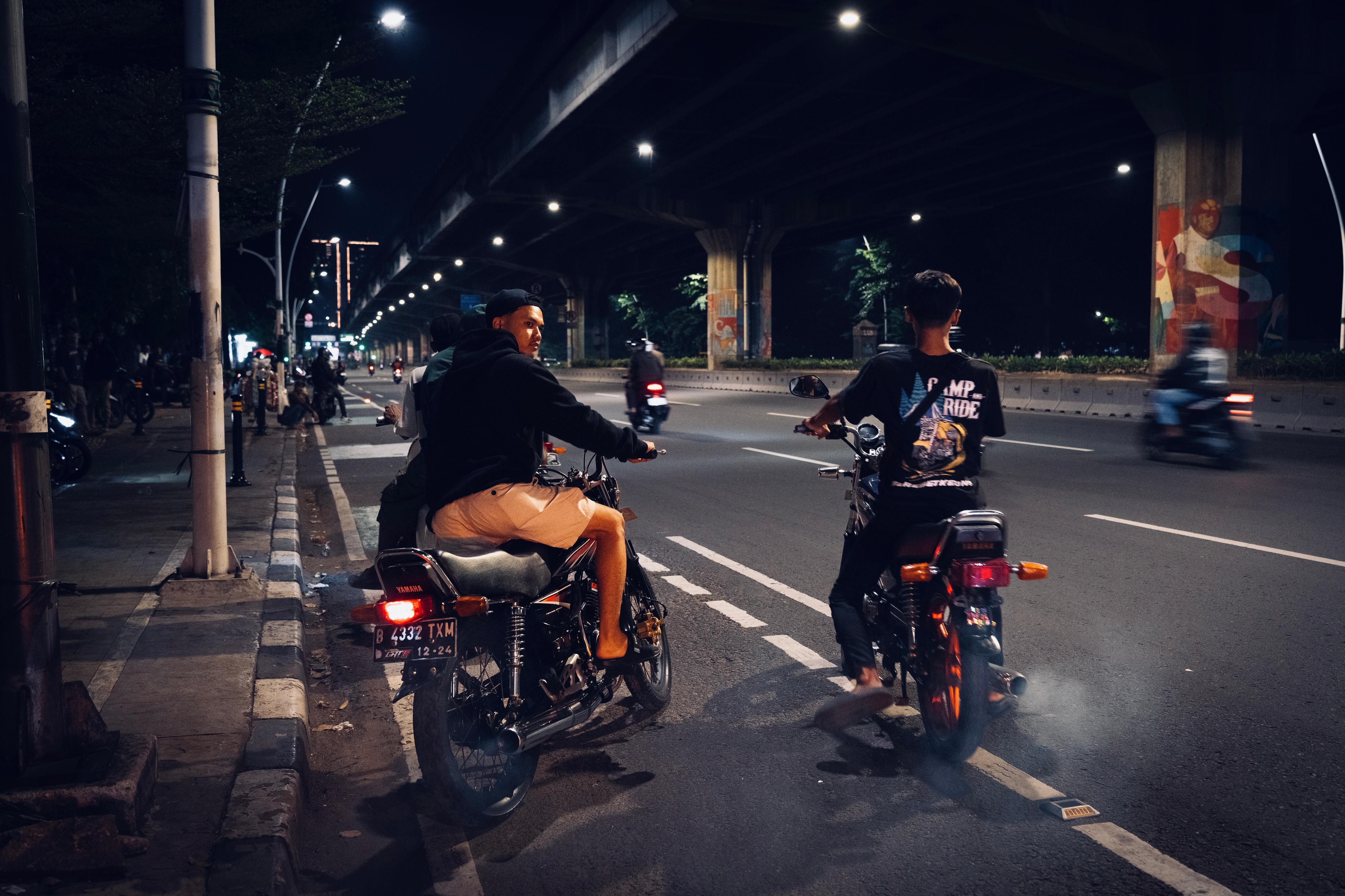 Jakarta's night riders flout the law to race through the city's streets ...