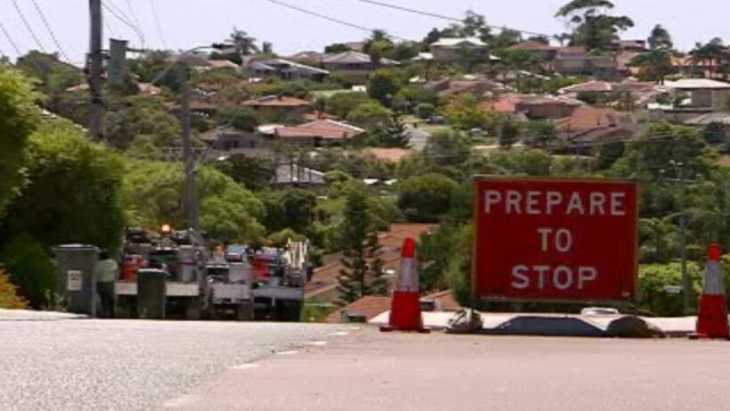 Western Power crews work on restoring power lines in heatwave