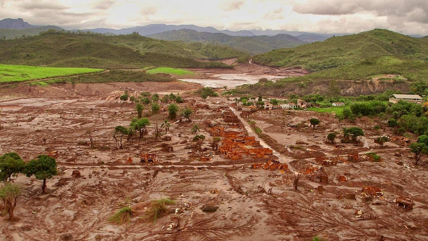 An aerial shot of Bento Rodrigues, Brazil