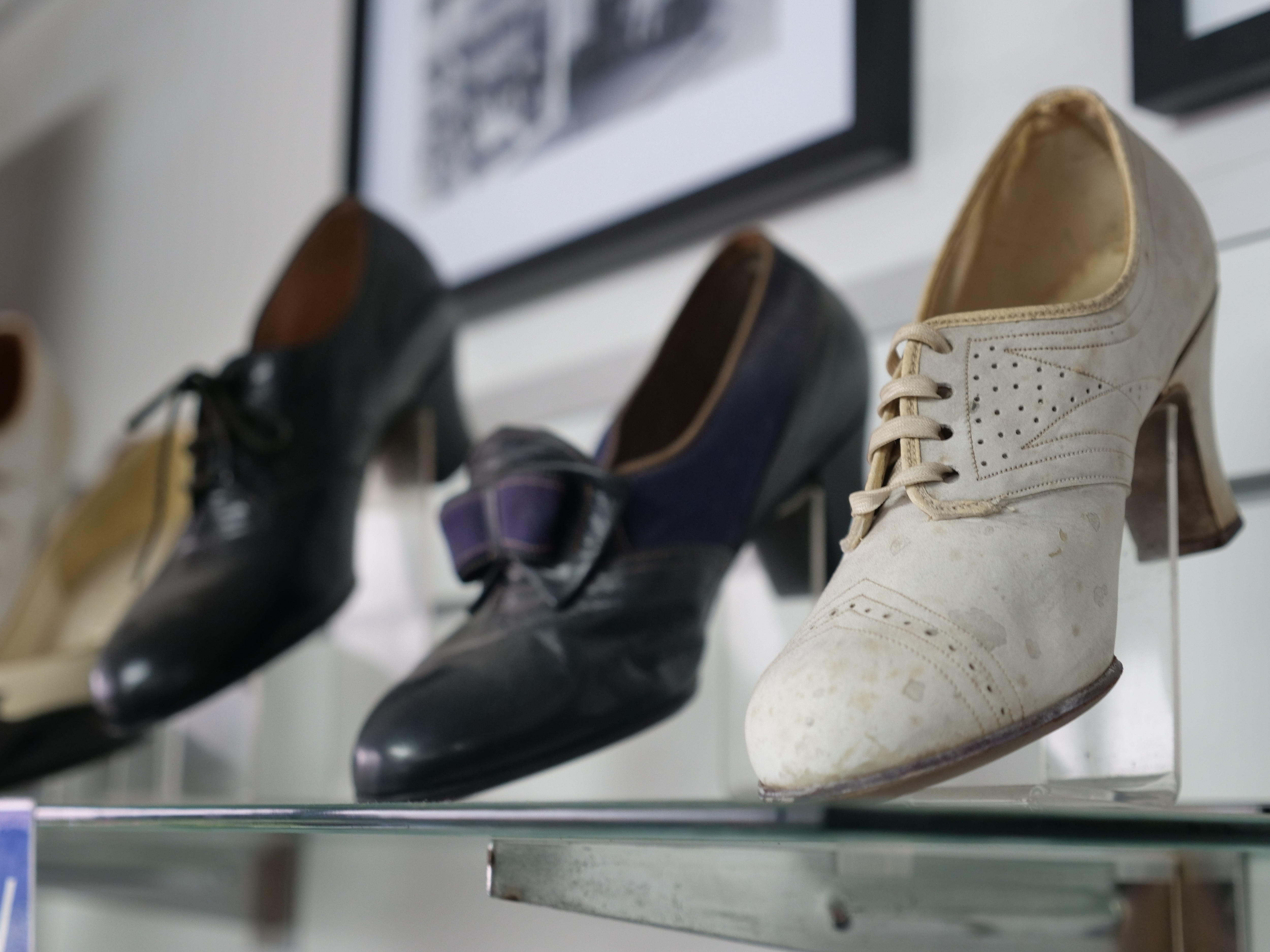 courtpoint base the simpsons shoes