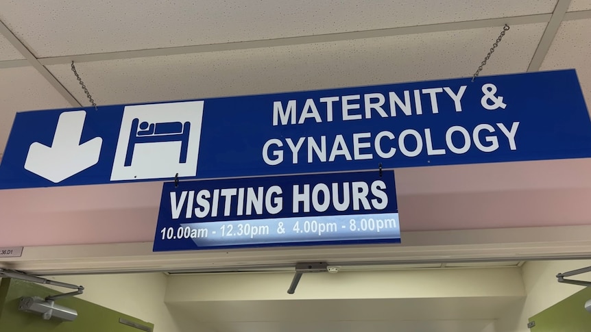 A sign that says maternity and gynaecology