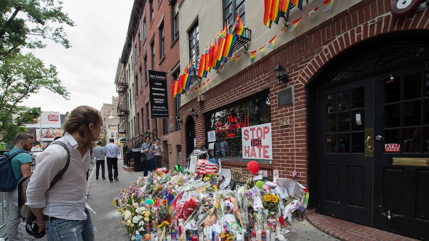 Stonewall Inn memorial to Orlando victims