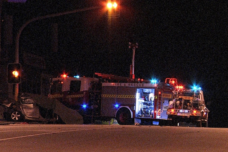 Fire engines at double fatal in Hilton, Perth