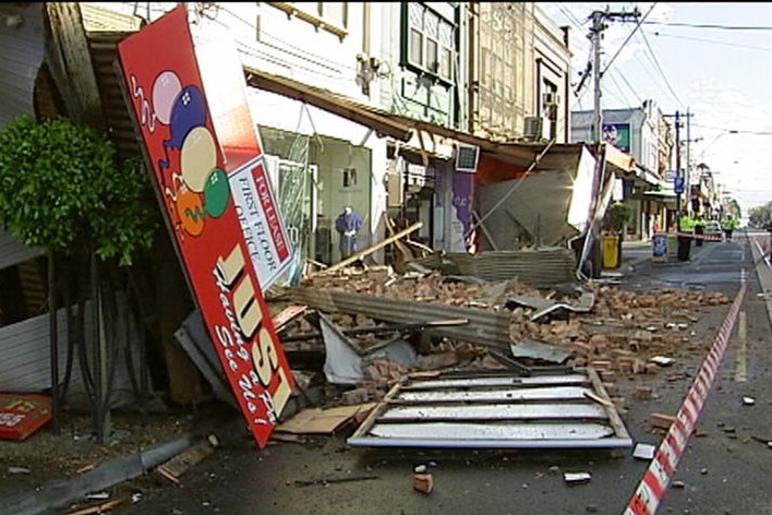 Glenferrie Road was closed as emergency crews tried to clear the rubble.