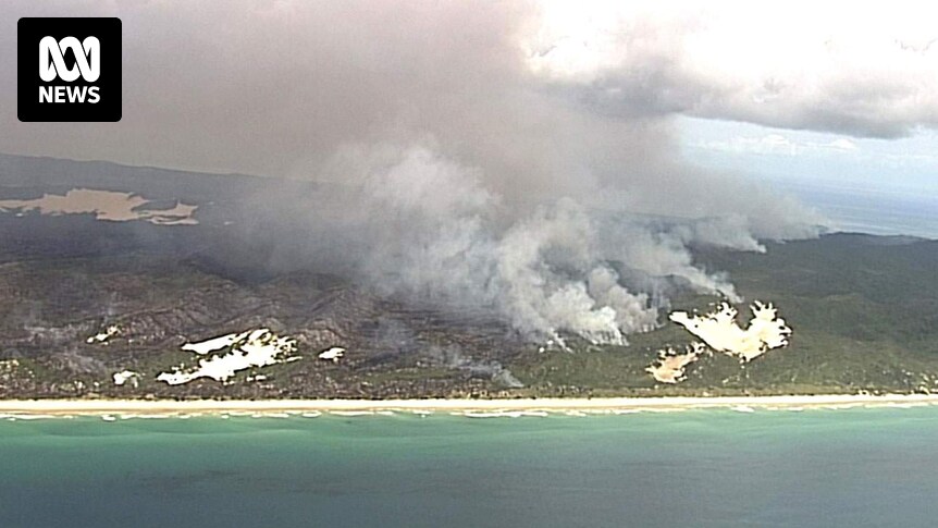 Bushfire continues to burn out of control on Fraser Island after six weeks