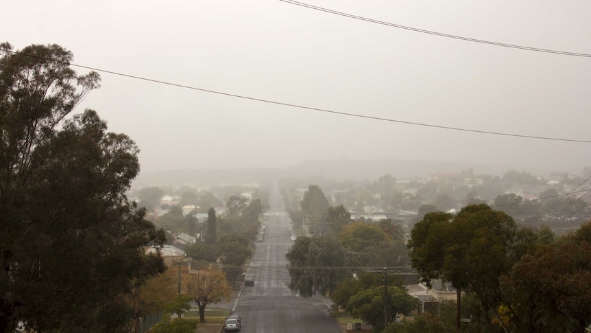 Rain over Broken Hill