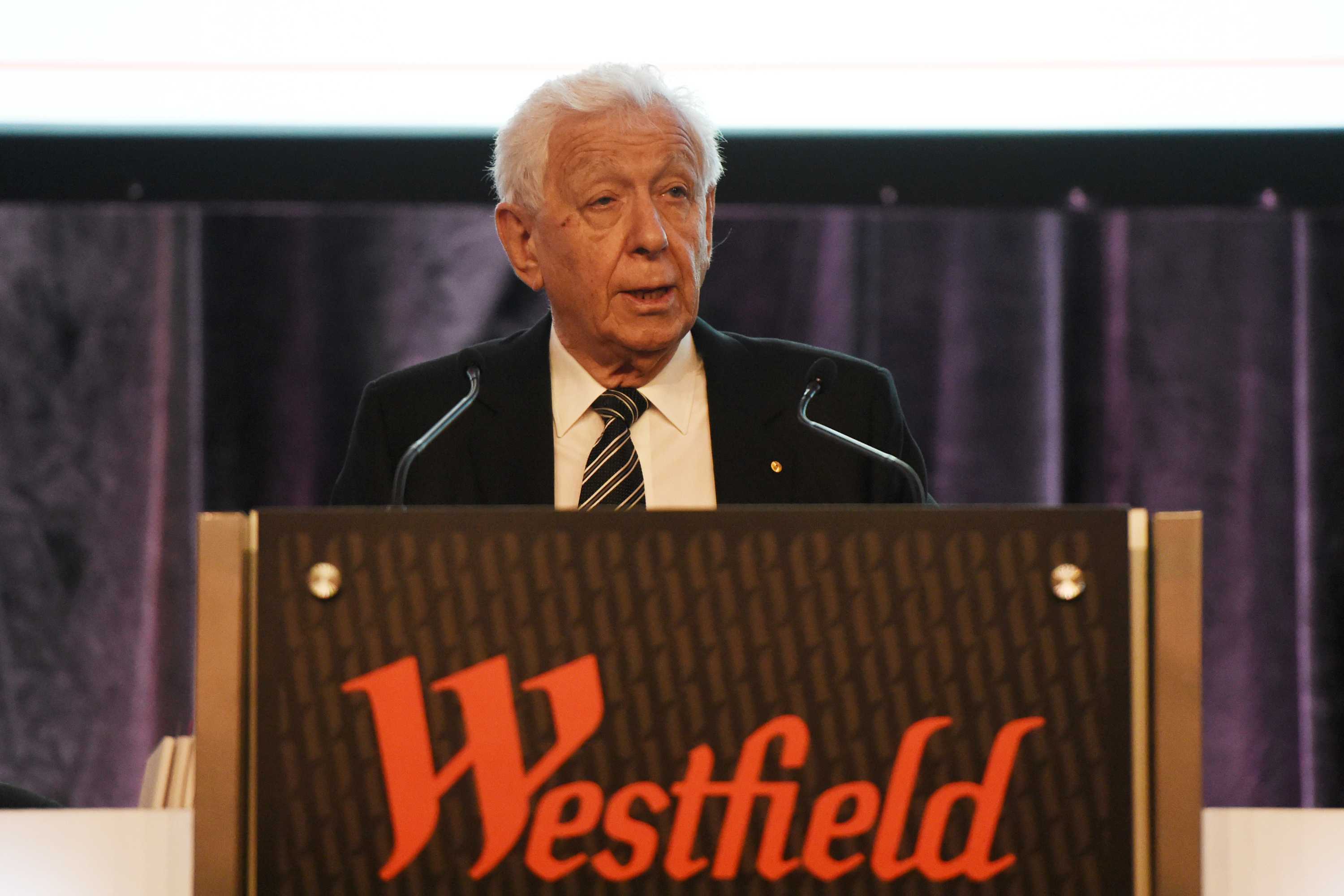 Billionaire businessman Frank Lowy slams Australia&rsquo;s leadership woes