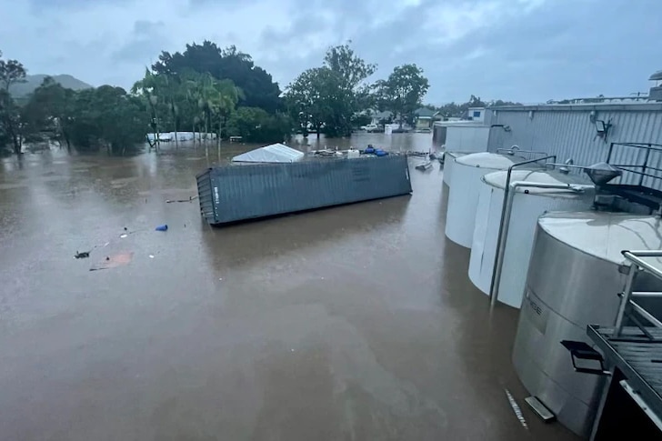 L'usine de crème glacée de Norco inondée 