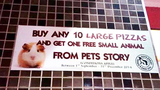 Pizza Hut in Mt Waverley offered pets with pizza