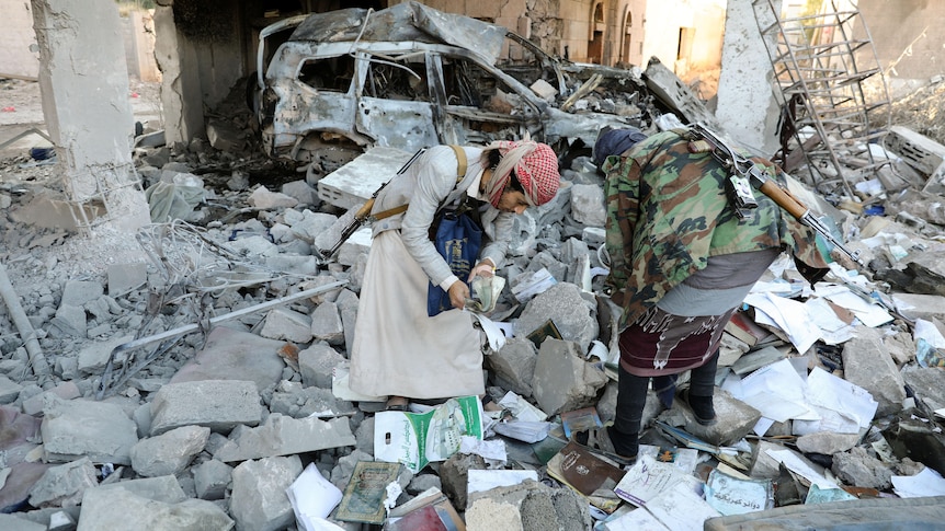 People search in rubble.