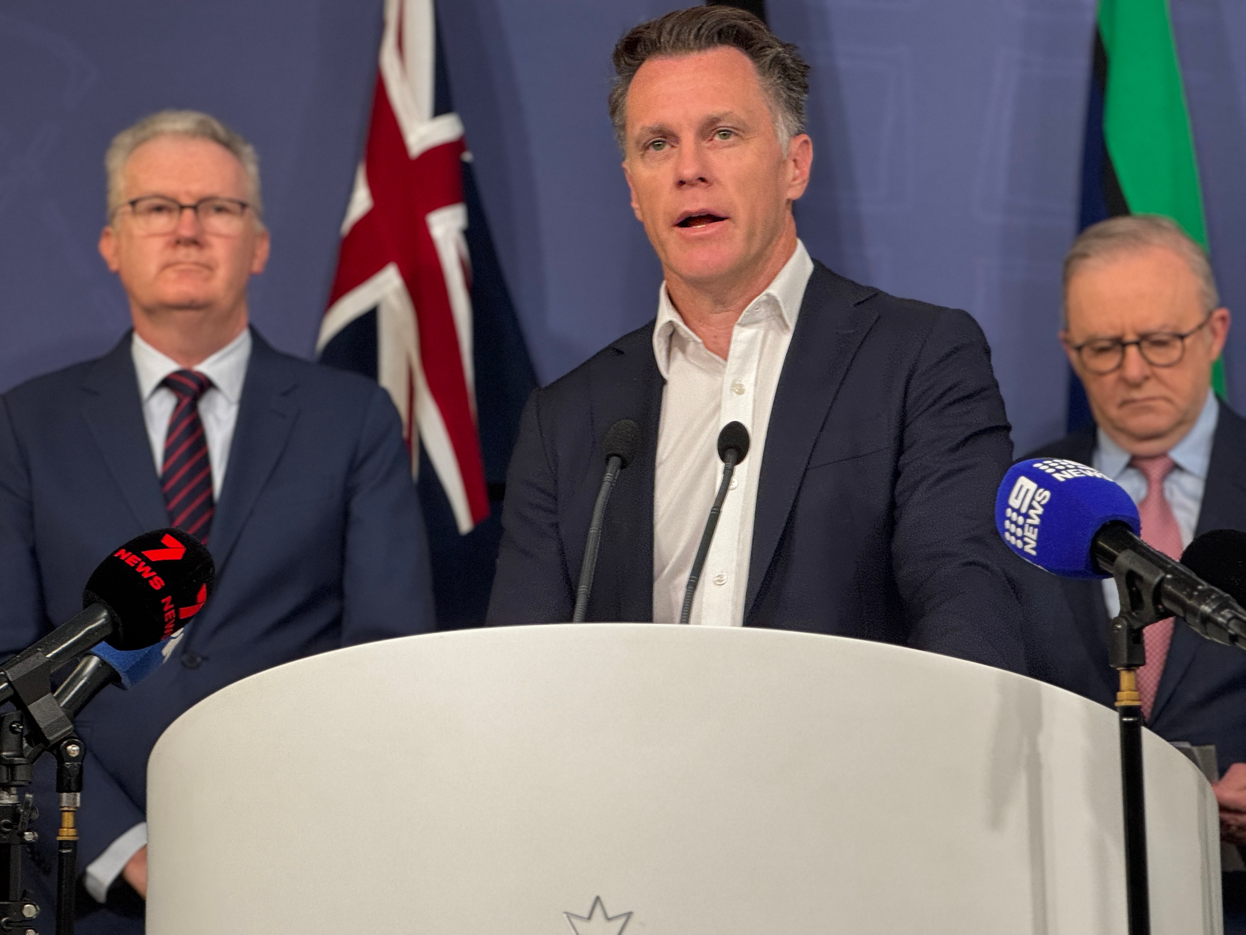 Premier says gun buyback 'a price worth paying', will fight for it at the ballot