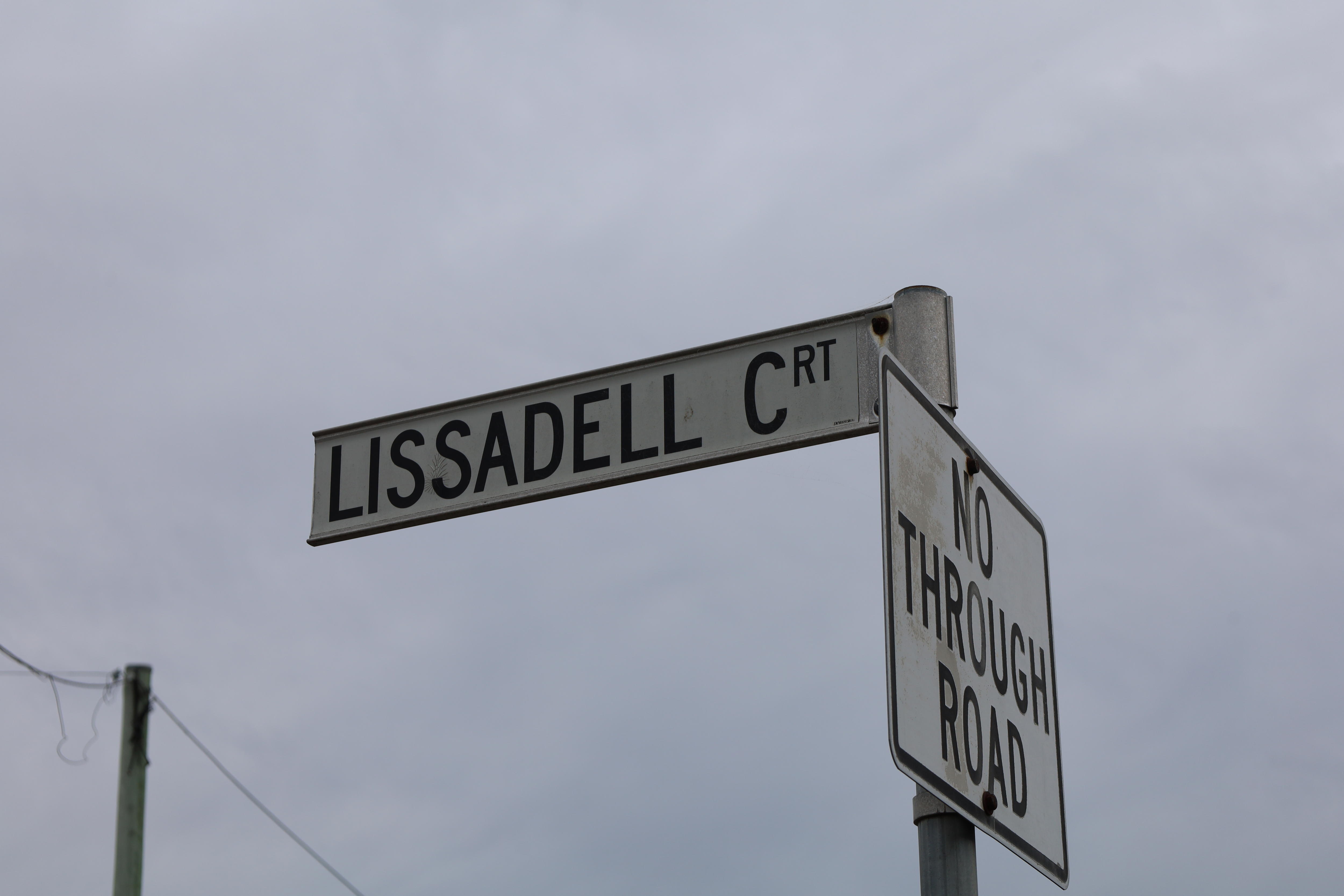 A street sign that reads Lissadell Court