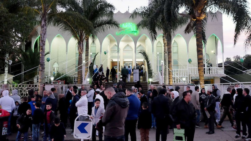 Crowd builds outside mosque at Lakemba