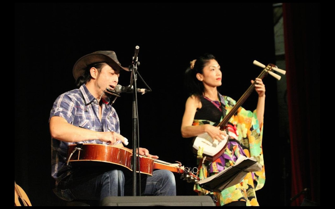Eclectic musical mix wows crowd at outback festival - ABC listen