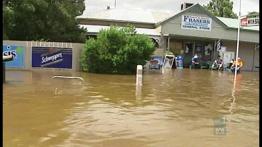 Homes evacuated in Natimuk