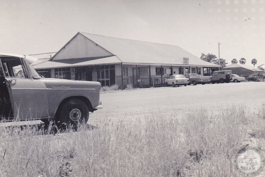 The Roebuck Bay Hotel before undergoing major improvements in the 1970s. 