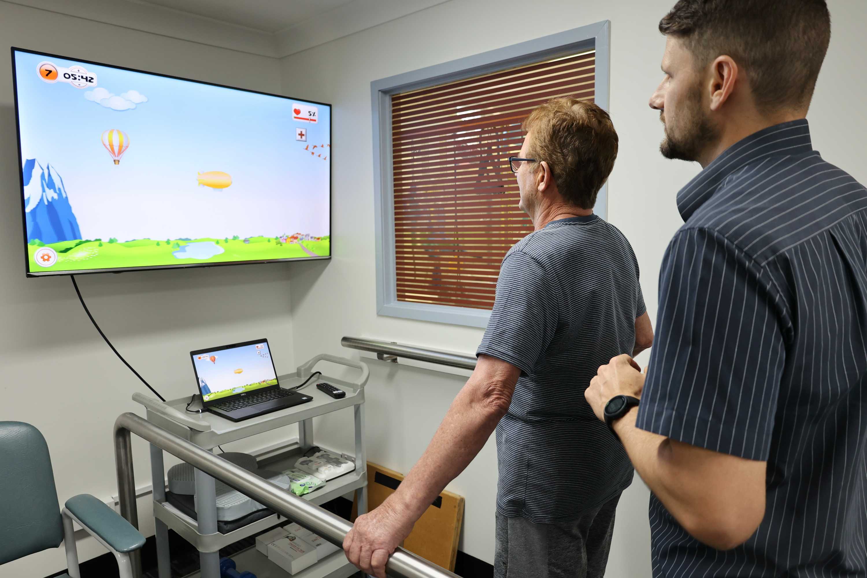 Cooroy hospital robotic rehab program uses virtualreality technology