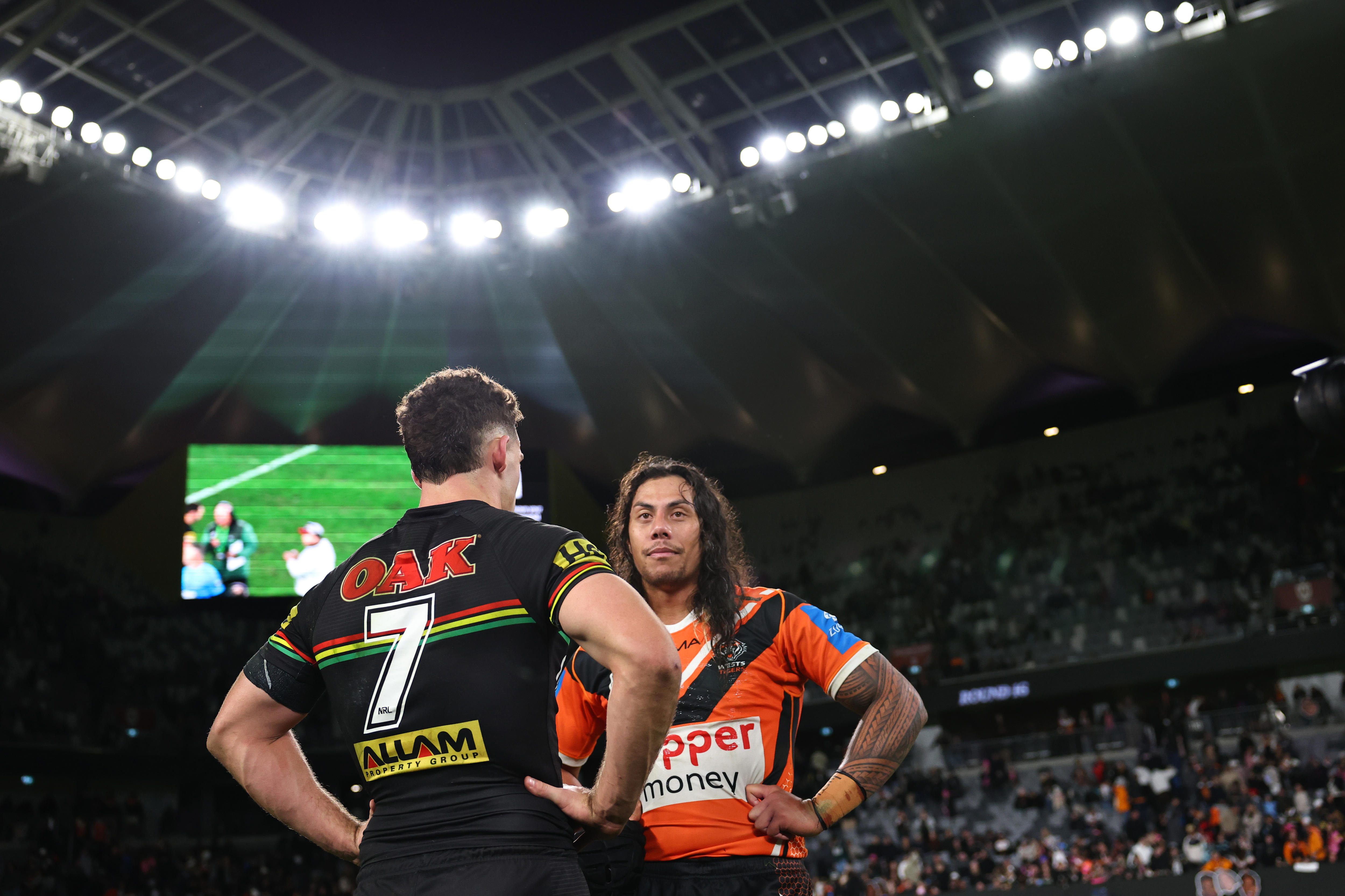 Live: Luai takes on former halves-partner Cleary in NRL blockbuster