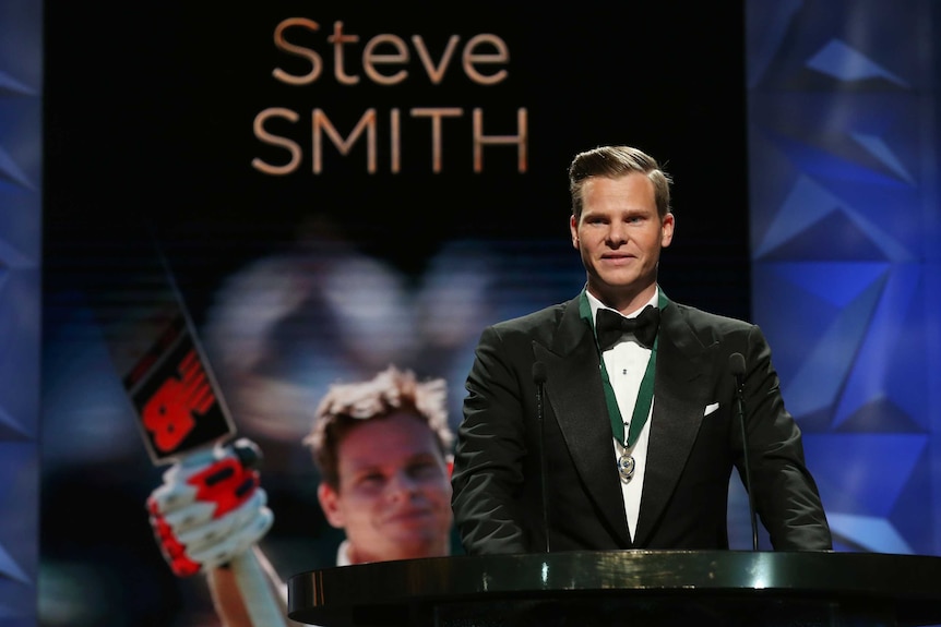 Steve Smith wins the Allan Border Medal award for 2018 at a ceremony in Melbourne