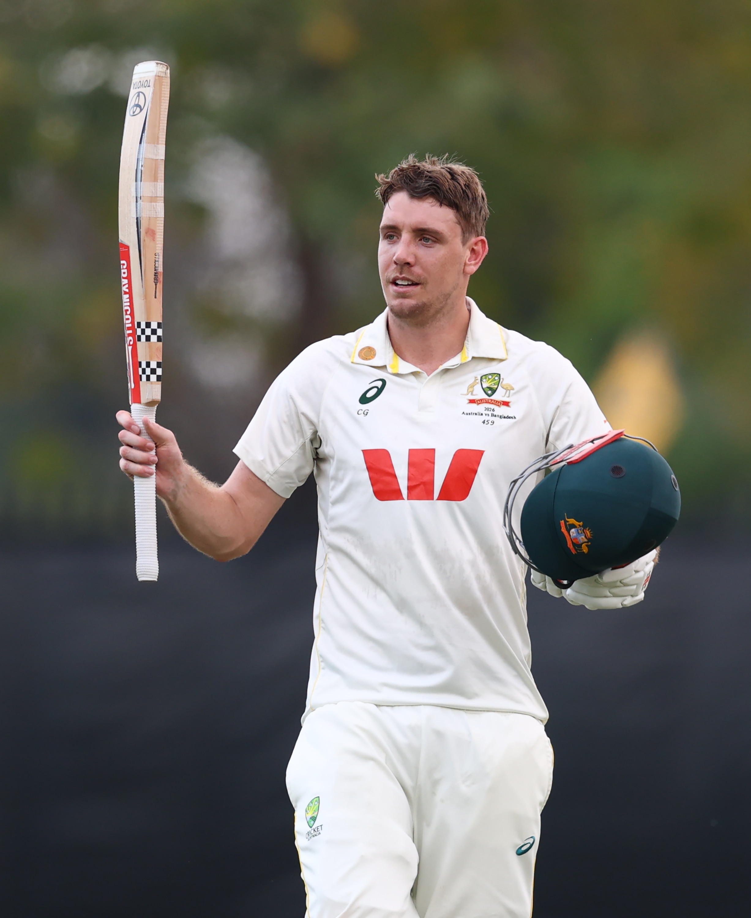 Live: Green out after drought-breaking ton, Aussies in big trouble