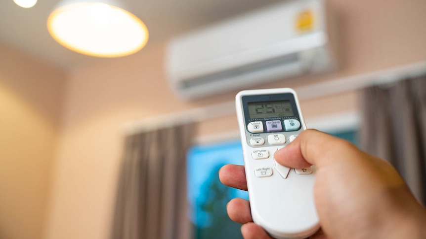 Controlling air conditioner temperature