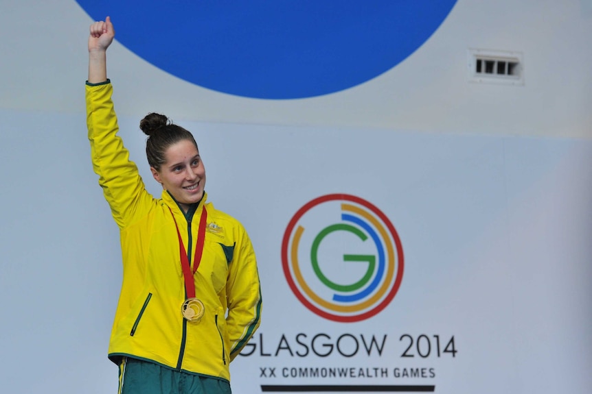 Belinda Hocking wins 200m backstroke gold at 2014 Commonwealth Games in Glasgow