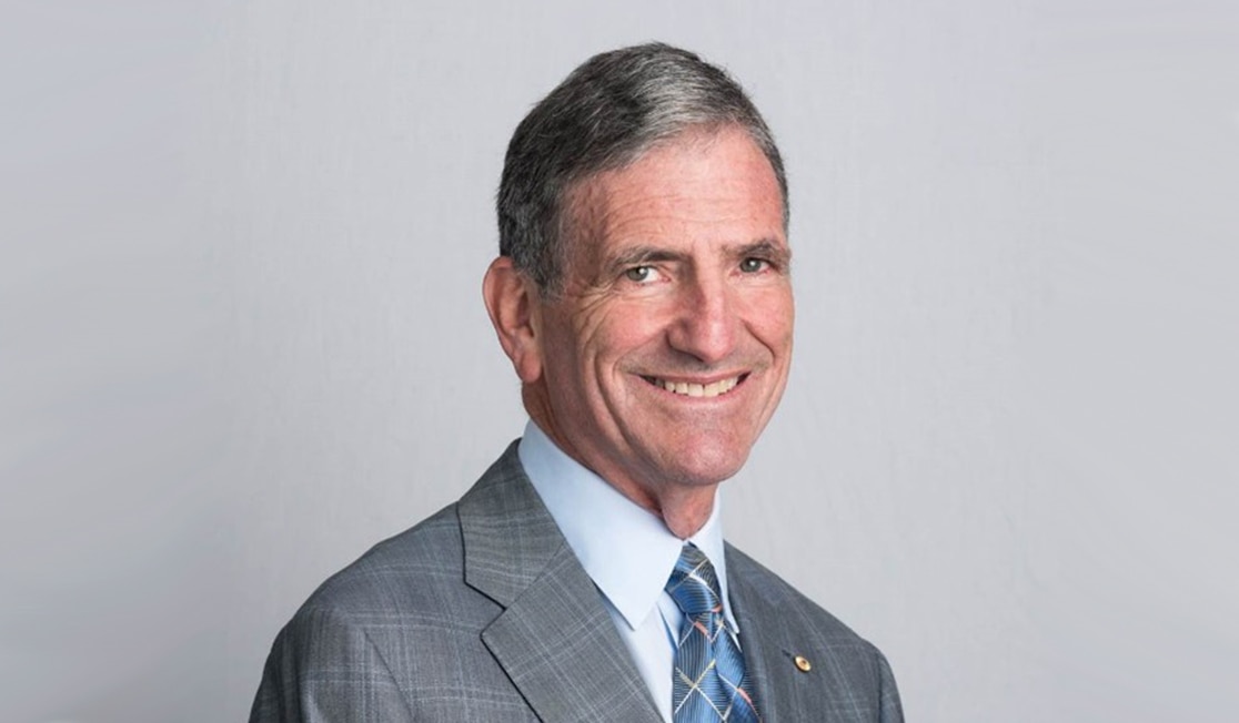 Tony Berg, líder empresarial e filantropo artístico.