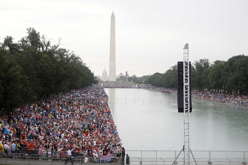Crowds gather between the Washington Monument and the Lincoln Memorial in Washington DC for Fourth of July celebrations