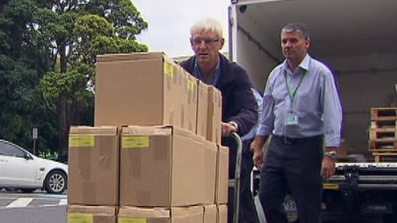 Victoria 2014 budget papers wheeled into Parliament