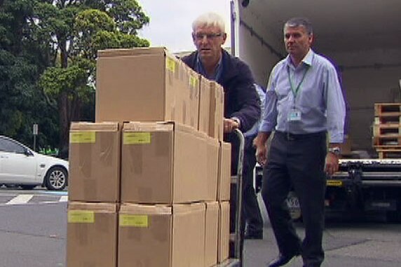 Victoria 2014 budget papers wheeled into Parliament
