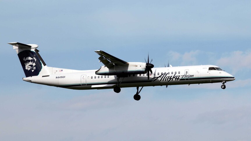 An Horizon Air Bombadier Dash 8 lands at Calgary