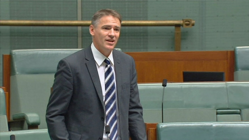 Rob Oakeshott thanks Julia Gillard in emotional address