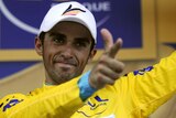 Contador snares yellow in the Tour