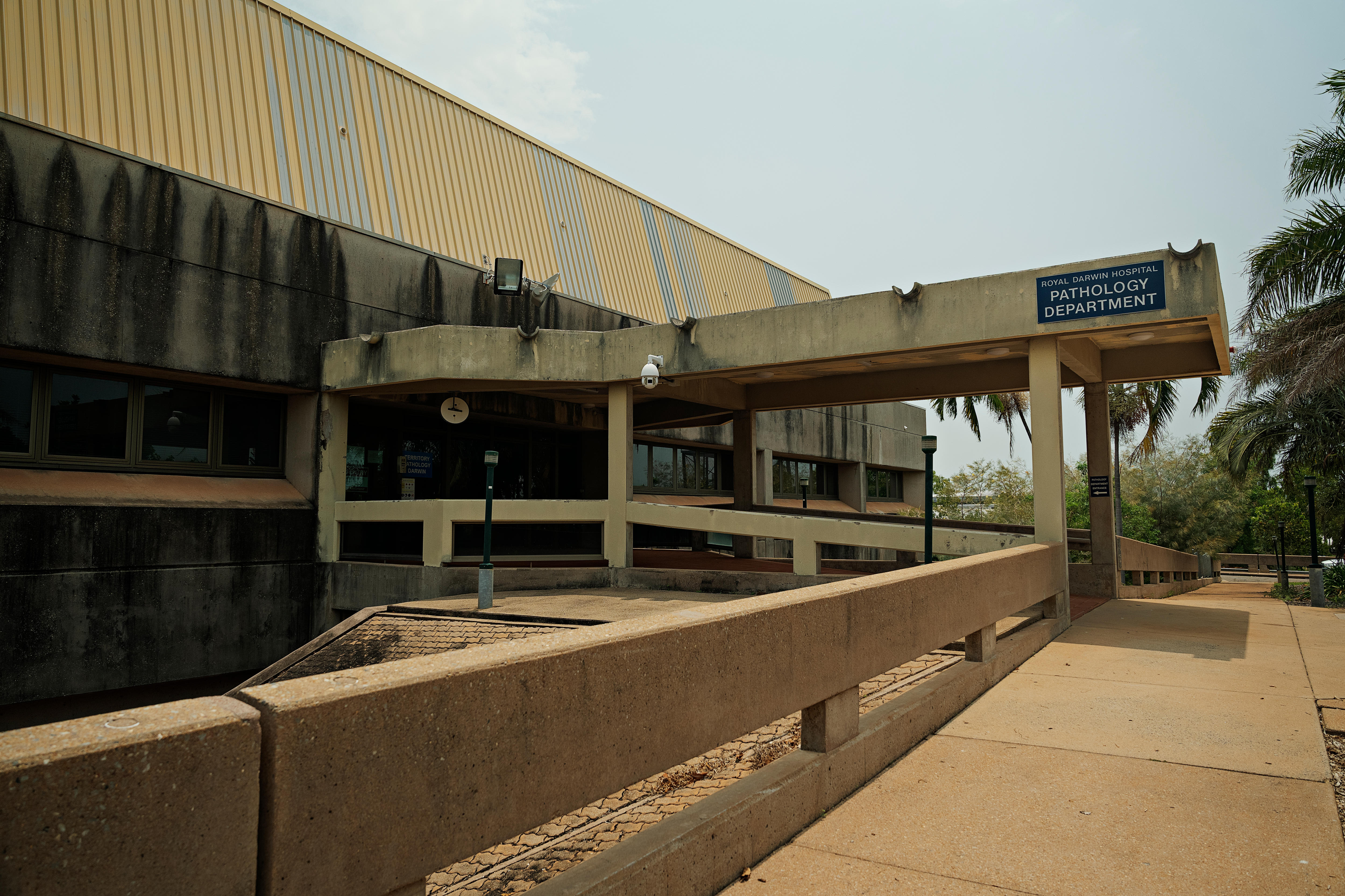 Morgue, mould and privacy breach push NT health crisis to new levels