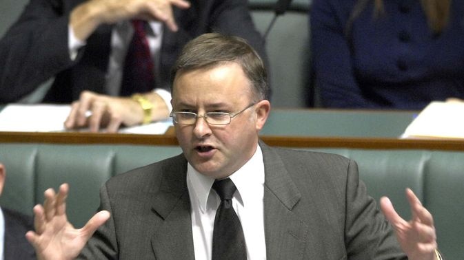 Anthony Albanese says rural road funding has Labor's support