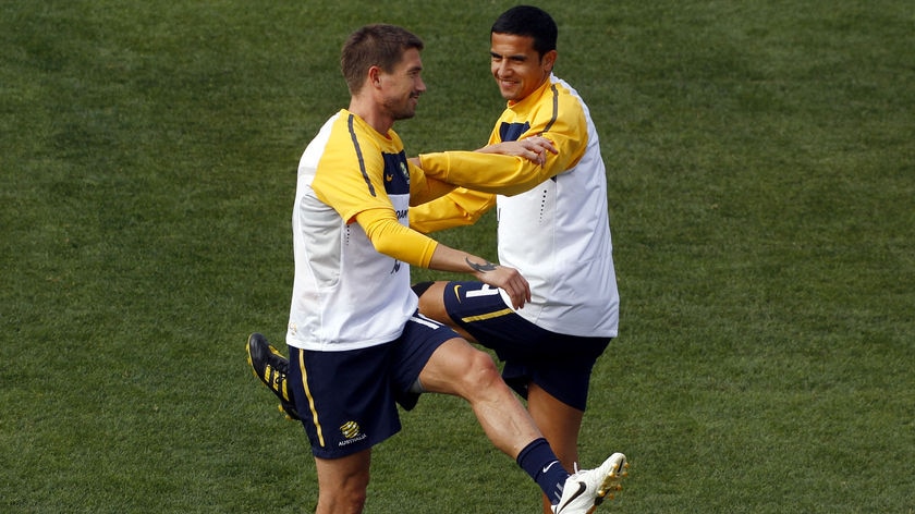 Key roles ... Harry Kewell (L) and Tim Cahill (File photo)
