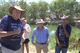 NSW Water Minister confronted by angry Menindee locals