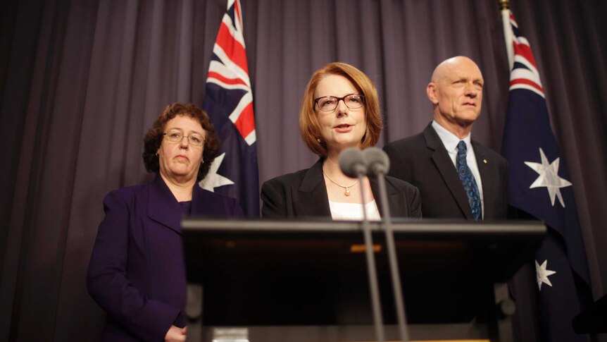 Julia Gillard and Peter Garrett announce new school funding model