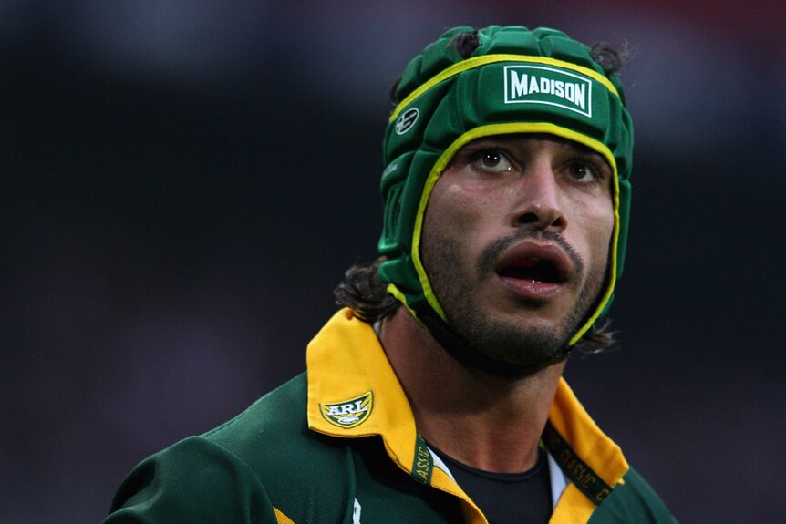 Good generic of Johnathan Thurston wearing green and gold
