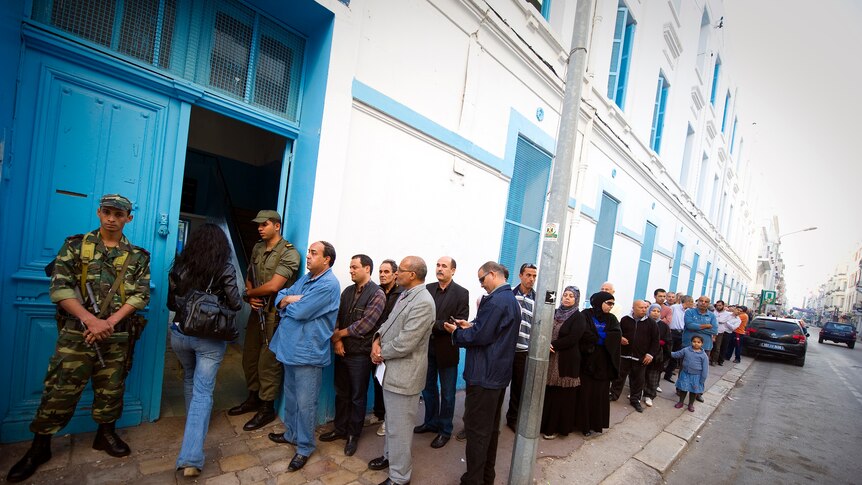 Tunisians line up to vote (AFP: Lionel Bonaventure)